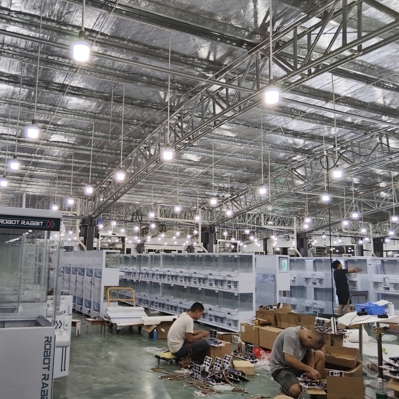 High-Quality Claw Machines from Guangzhou Panyu: Partner with Fanhong Animation for Your Arcade Busi